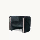 Ekskluzywny fotel z metalowymi wstawkami Petra Visionnaire luksusowe meble do salonu Luxarte